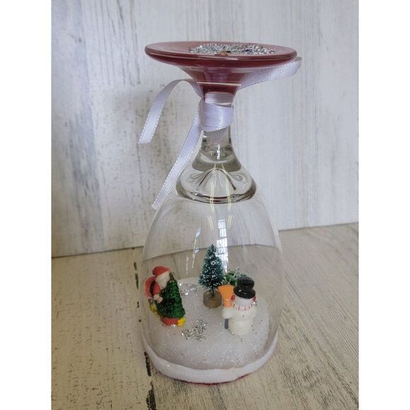 Wine glass Winter Wonderland Santa scene Snowman figure xmas deer - Picture 10 of 10